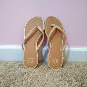 Montego Bay Flip Flops NWT Size 7